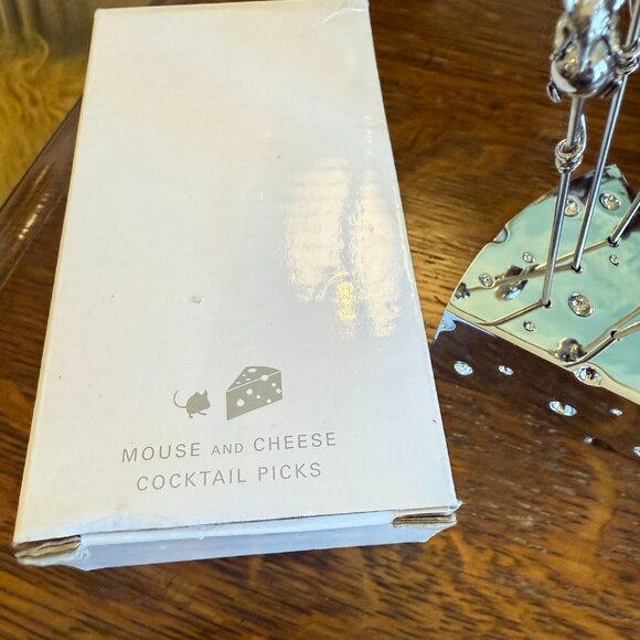Mouse and Cheese Cocktail Picks with Cheese Holder Stainless - Picture 11 of 16